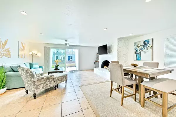 Newport Beach, CA 92663,125 46th ST #A