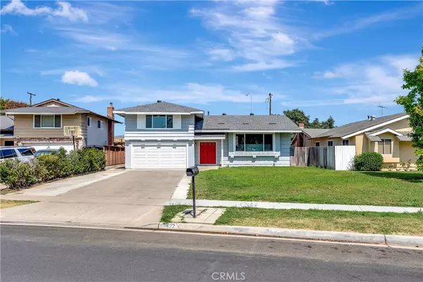 Santa Ana, CA 92705,13822 Deodar ST