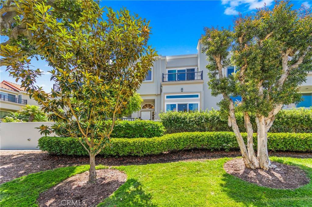 Huntington Beach, CA 92648,19315 Brooktrail LN