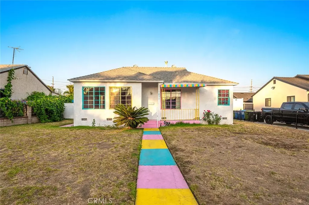 Van Nuys, CA 91405,7032 Stansbury AVE
