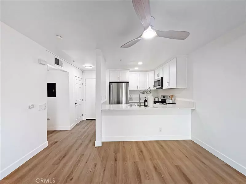 450 E 4th ST #110, Santa Ana, CA 92701