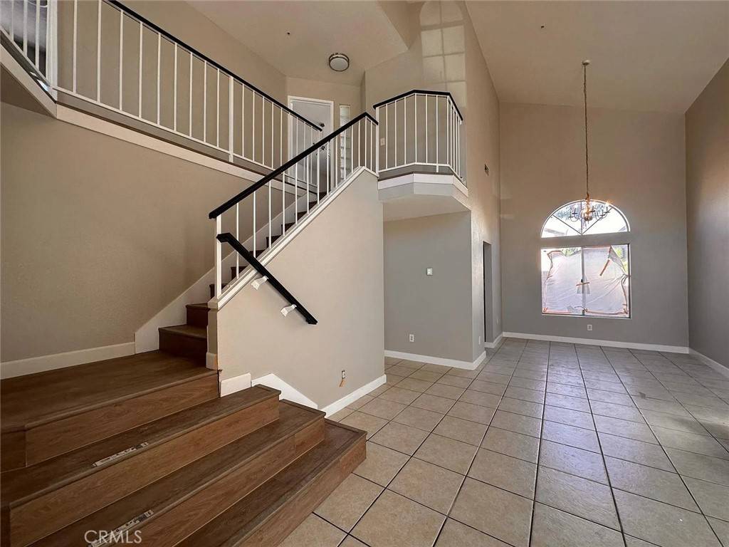 Fontana, CA 92337,15476 Old Castle RD