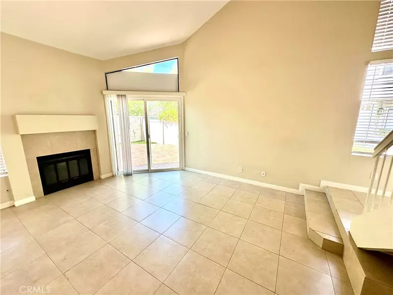 339 Deerfield AVE #20, Irvine, CA 92606