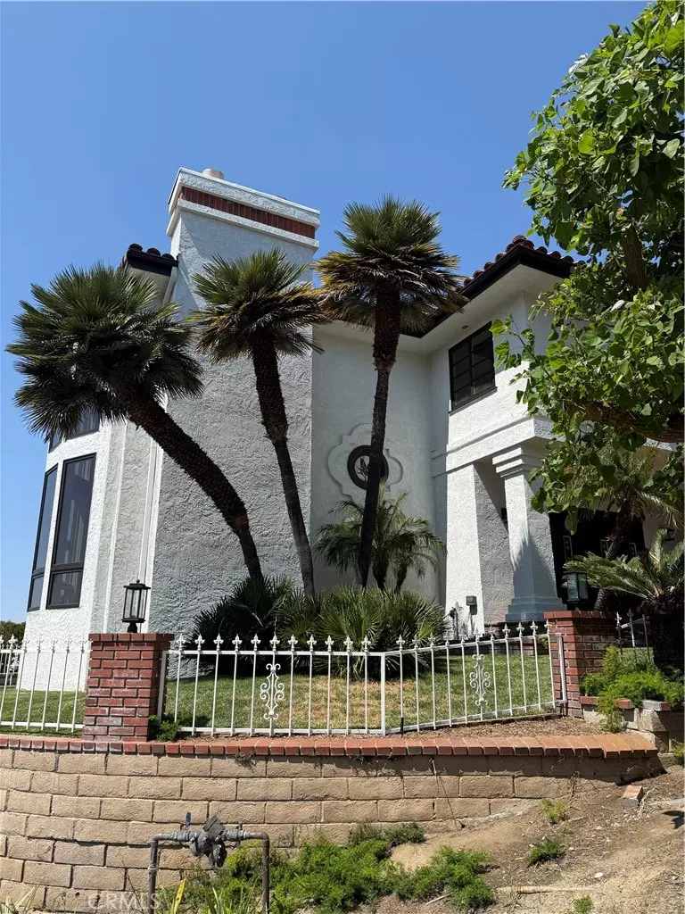 Huntington Beach, CA 92649,4441 Los Patos AVE