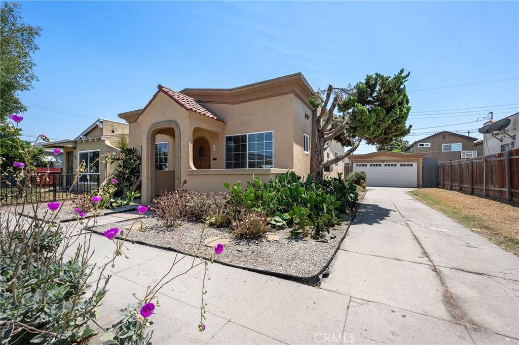 Long Beach, CA 90805,60 E Platt ST