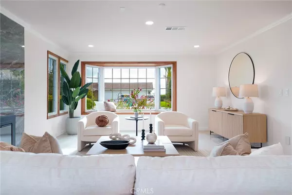 San Clemente, CA 92673,3823 Via Manzana