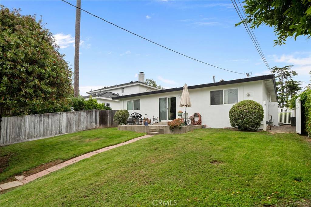 Newport Beach, CA 92663,421 Tustin AVE