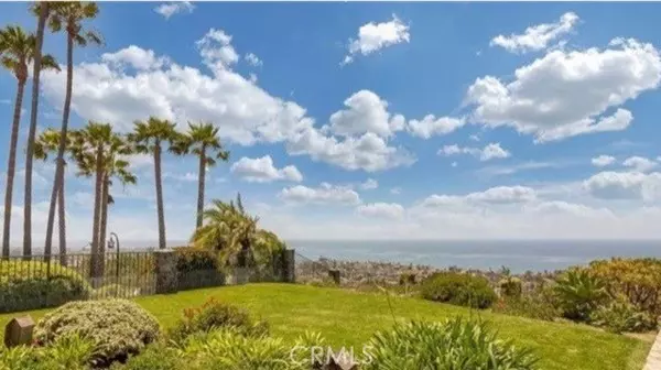 San Clemente, CA 92672,301 E Avenida Cordoba