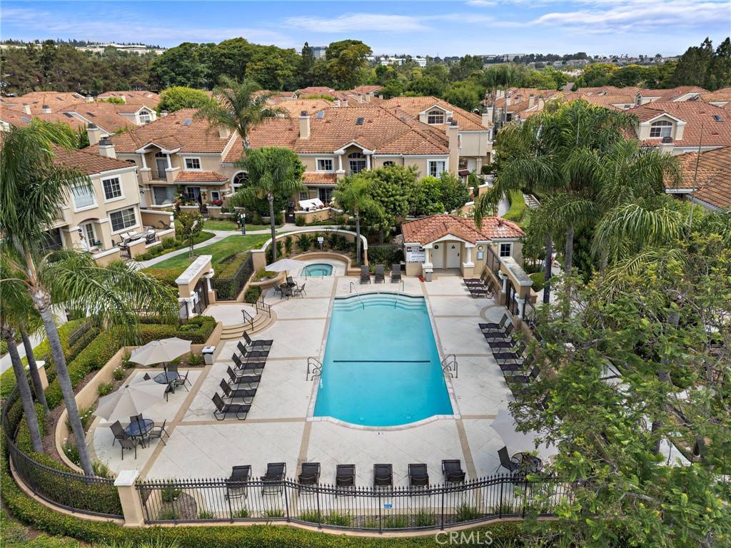 Aliso Viejo, CA 92656,20 Front Row