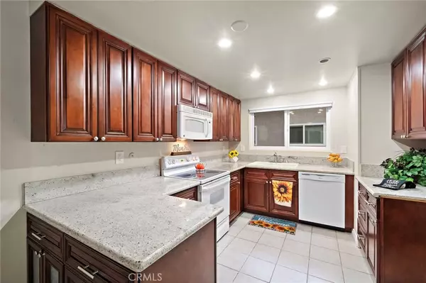 Laguna Woods, CA 92637,3304 Via Carrizo #O