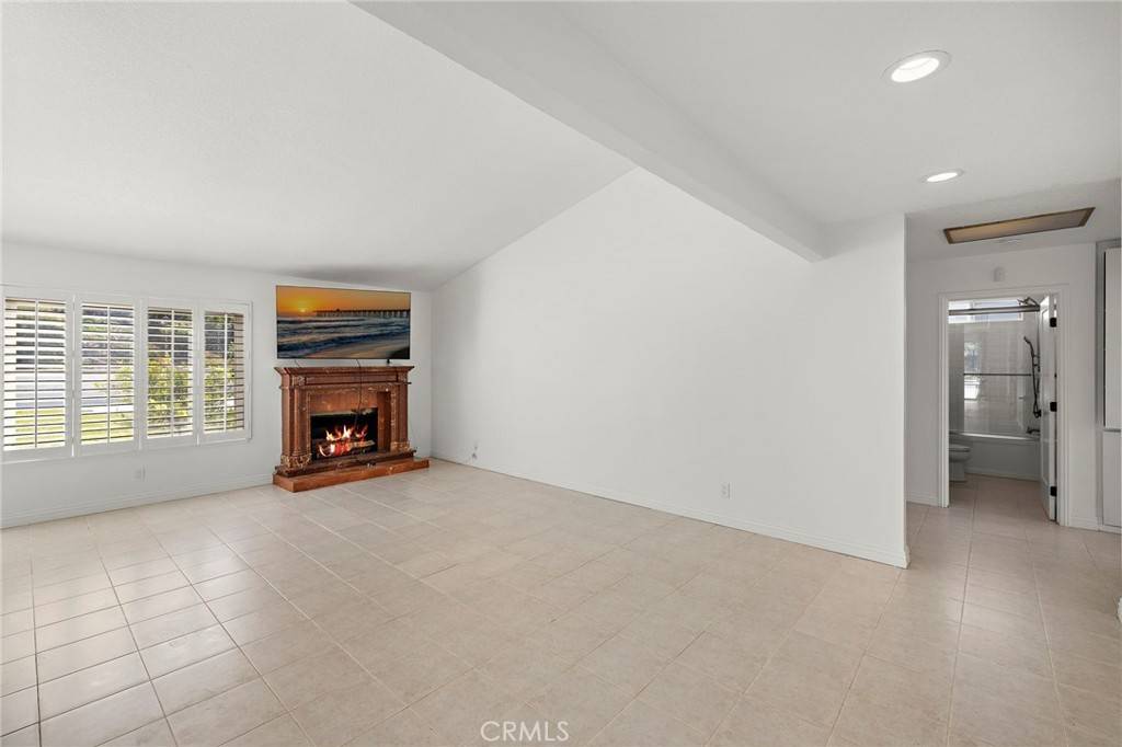 Mission Viejo, CA 92691,23866 Via Calzada