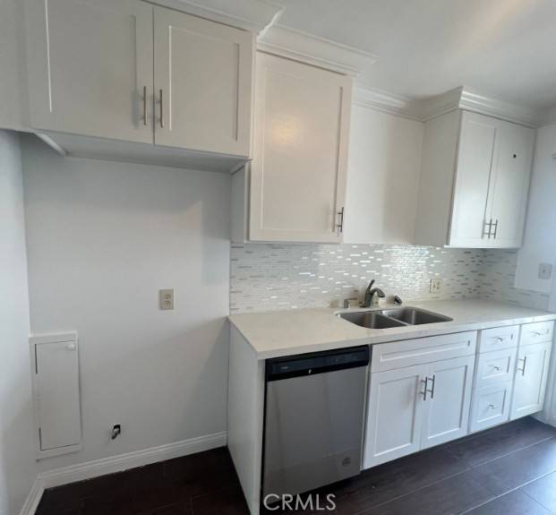 Newport Beach, CA 92663,2001 Clay ST