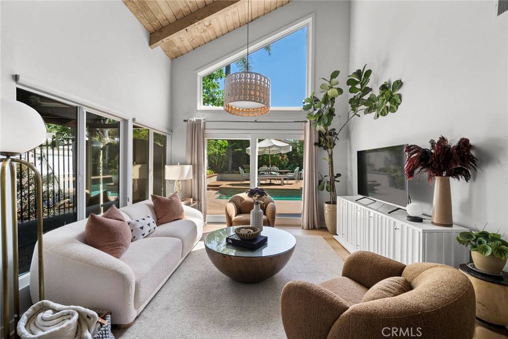 Lake Forest, CA 92630,25135 Rivendell DR