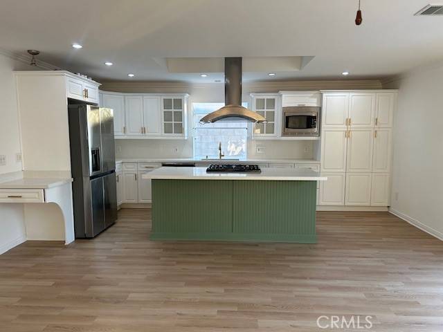 Woodland Hills, CA 91367,23909 Sylvan ST