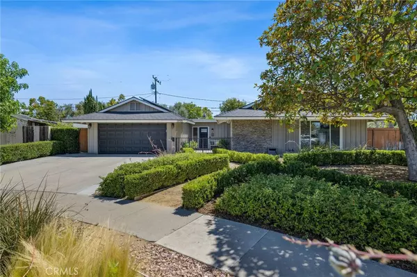 Yorba Linda, CA 92886,4942 Van Buren ST