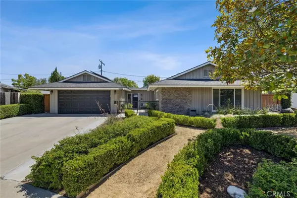 Yorba Linda, CA 92886,4942 Van Buren ST