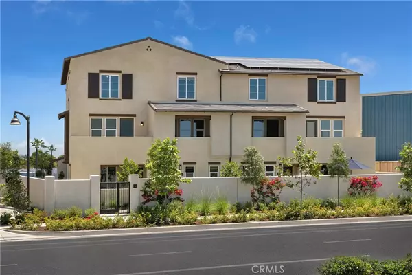Compton, CA 90220,1936 W Sycamore DR