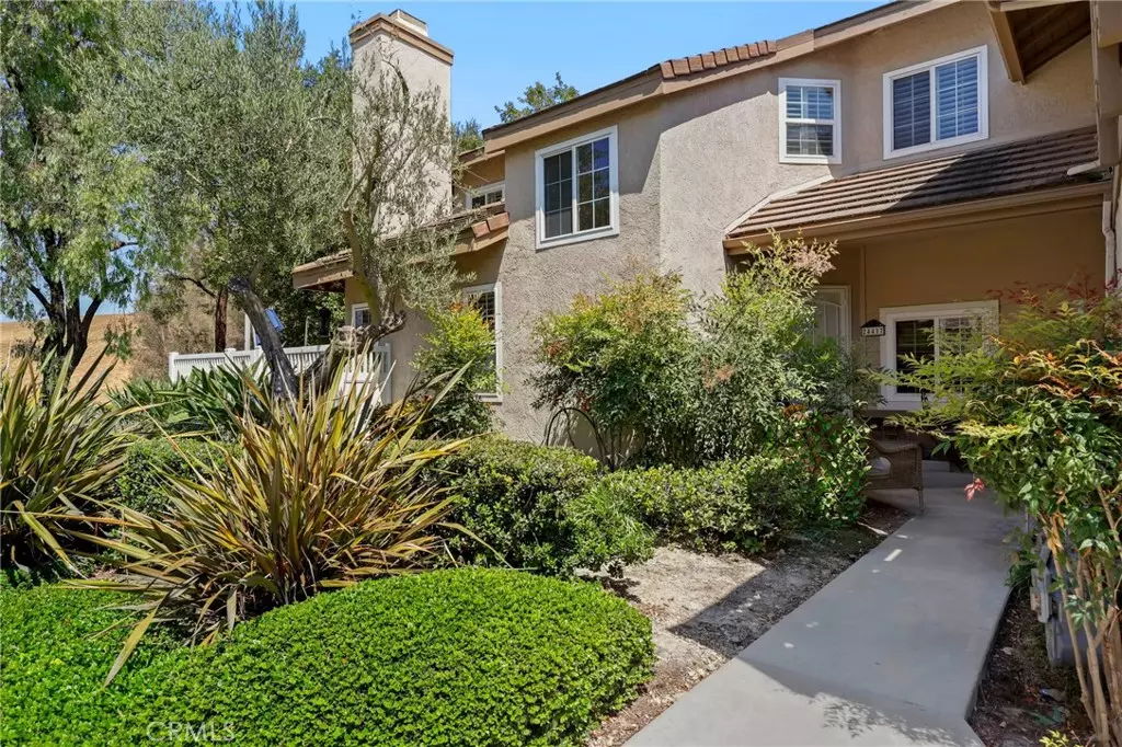 Laguna Hills, CA 92653,24417 Hillsdale AVE #5