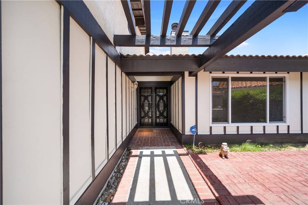 Lake Forest, CA 92630,24311 Peacock St