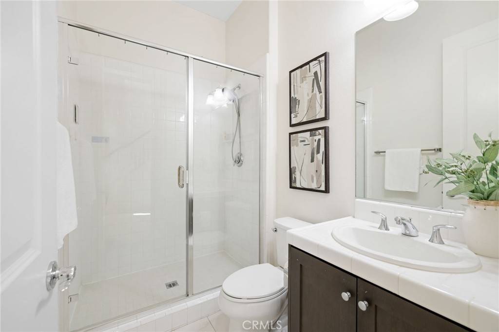 Lake Forest, CA 92630,37 Castellana