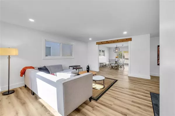 Buena Park, CA 90620,8054 Teakwood CIR