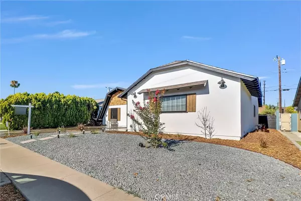8054 Teakwood CIR, Buena Park, CA 90620