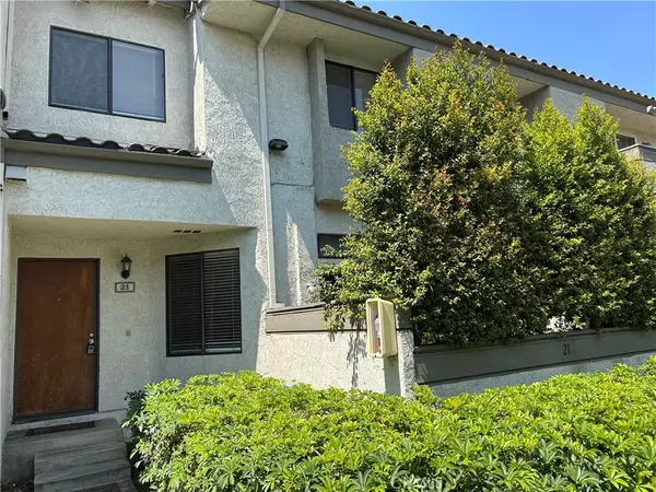 21 Brownfield LN, Pomona, CA 91766