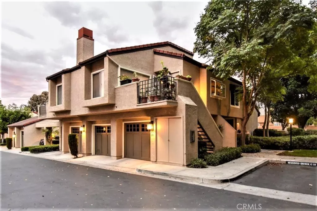 Irvine, CA 92612,291 Stanford CT #51