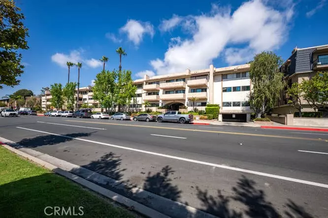 Seal Beach, CA 90740,12300 Montecito RD #13