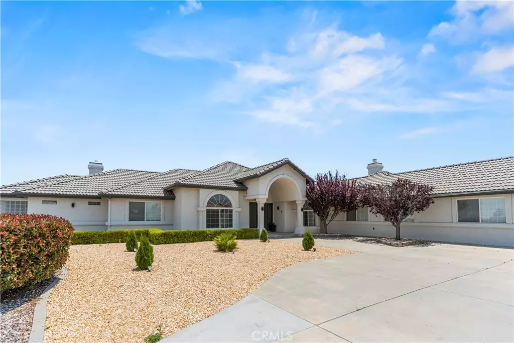 Oak Hills, CA 92344,10131 Jenny St