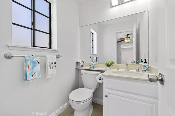 Newport Beach, CA 92663,1421 Superior AVE #4
