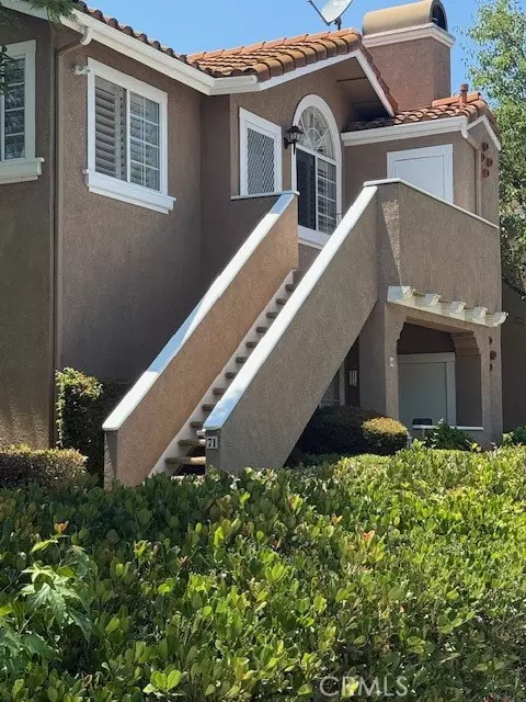 71 Via Cresta, Rancho Santa Margarita, CA 92688