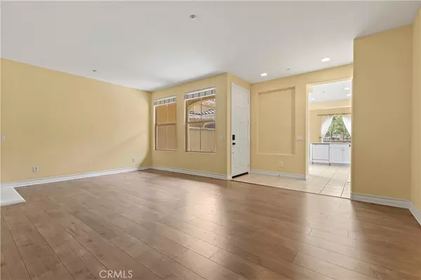 Irvine, CA 92620,123 Chantilly