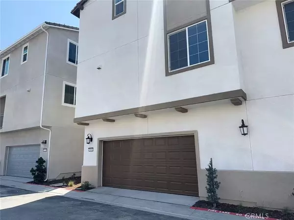 5985 Huntinton DR, Eastvale, CA 92880