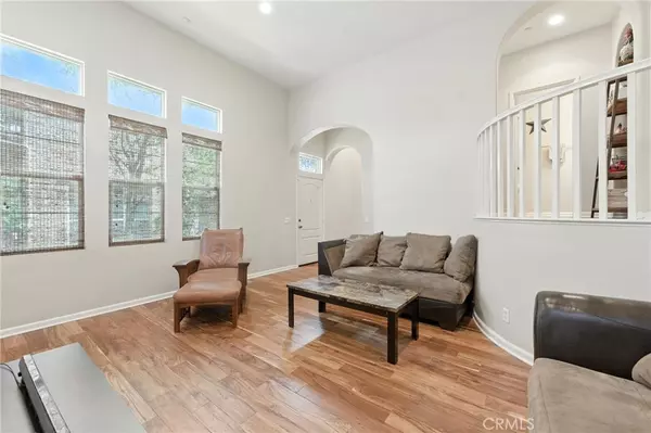 Corona, CA 92883,4448 Owens ST #106