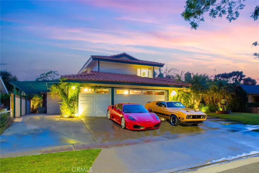 2718 N Wright ST, Santa Ana, CA 92705