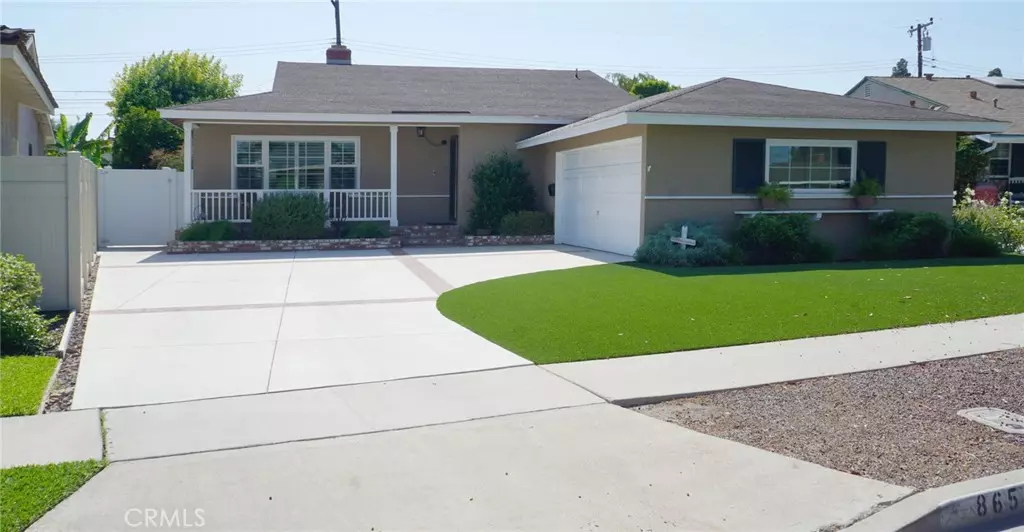 Long Beach, CA 90815,865 N Karen Way