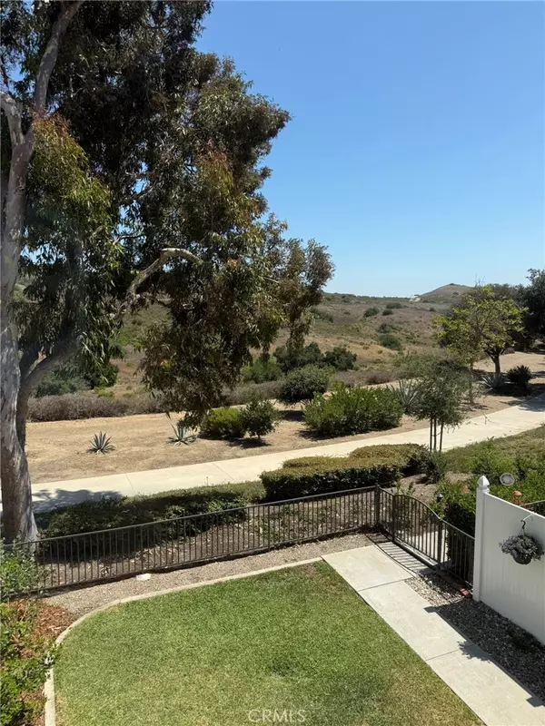 Rancho Santa Margarita, CA 92688,64 Rabano #100
