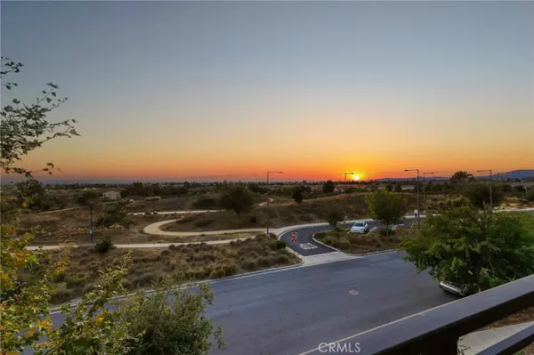 Irvine, CA 92618,166 Perspective