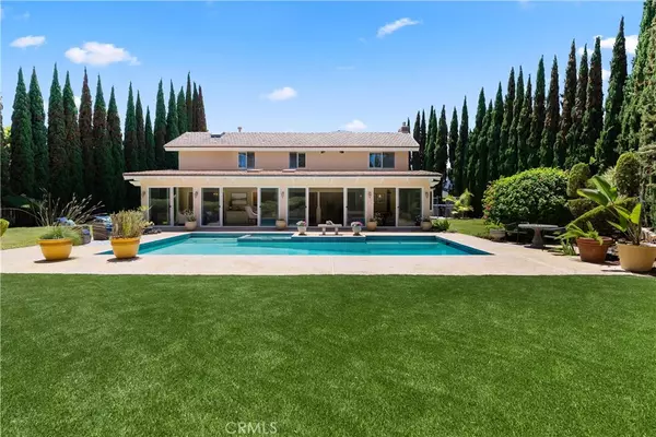 Huntington Beach, CA 92648,6971 Garden CIR