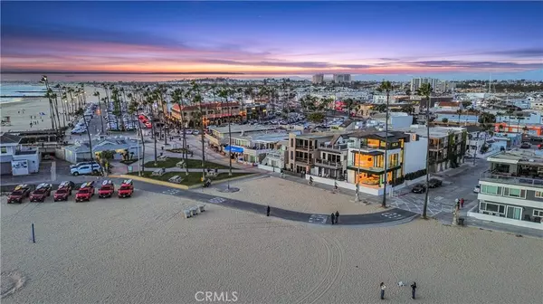 Newport Beach, CA 92663,2000 W Oceanfront