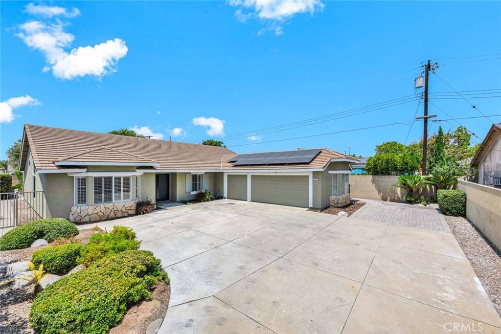 3349 E La Veta AVE, Orange, CA 92869