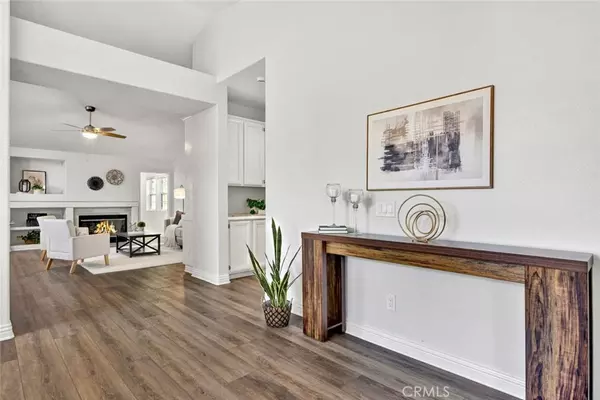 Orange, CA 92869,3349 E La Veta AVE