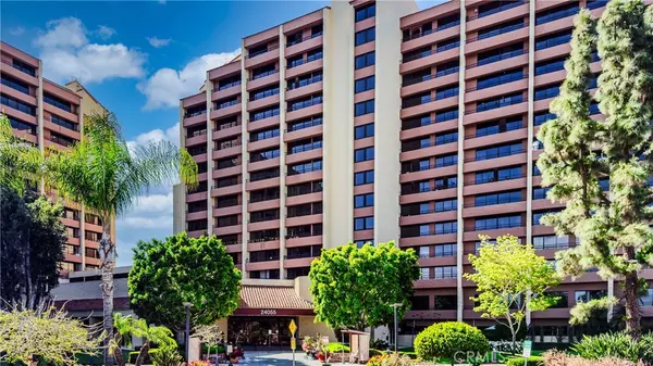 24055 W Paseo Del Lago #901, Laguna Woods, CA 92637