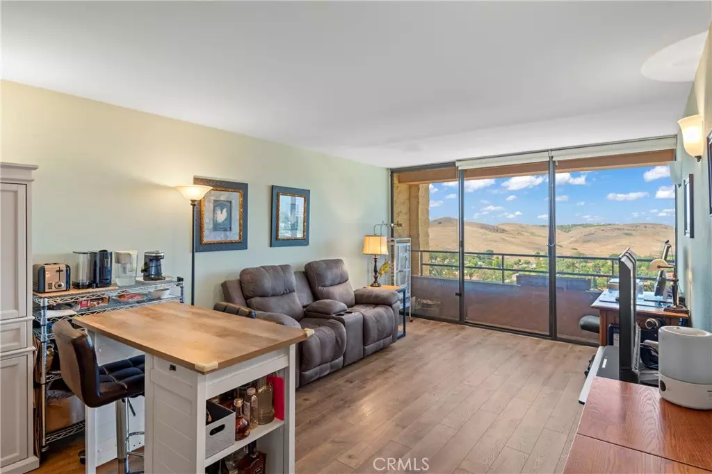Laguna Woods, CA 92637,24055 W Paseo Del Lago #901