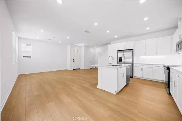 Eastvale, CA 92880,12822 Denali WAY