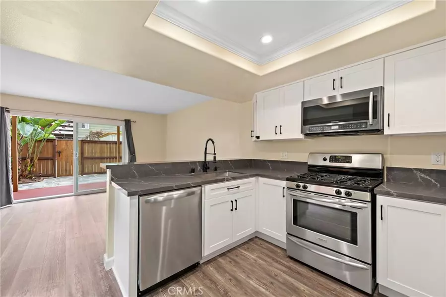283 Knox ST #2, Costa Mesa, CA 92627