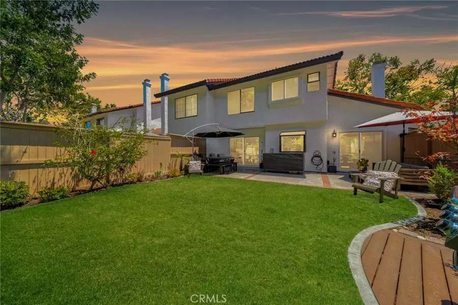 9 Clover Hill LN #128, Laguna Hills, CA 92653