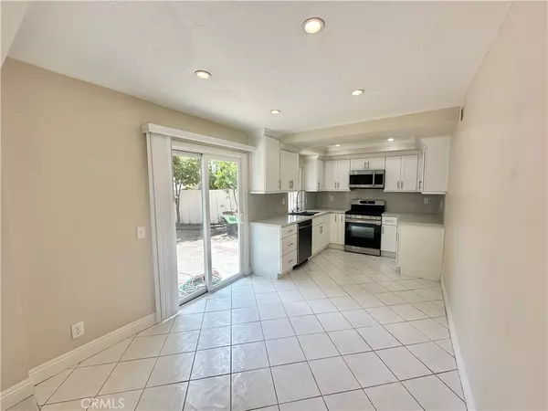 Mission Viejo, CA 92692,27962 Wentworth
