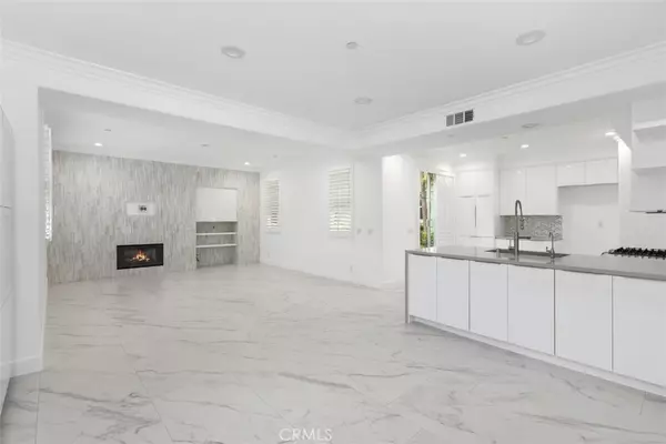 Tustin, CA 92782,1460 Georgia ST